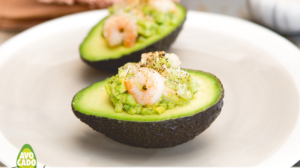Avocado gratinati con gamberetti stufati - Avocado gratinati con gamberetti stufati