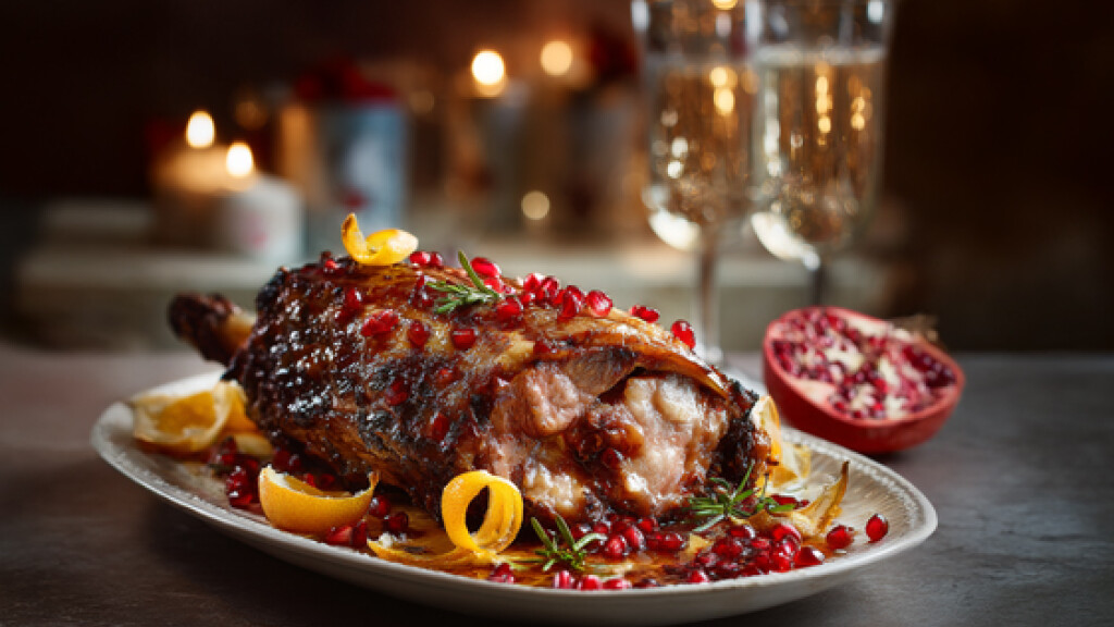 Agnello con glassa di melagrana e agrumi - agnello-malgrane-arancia