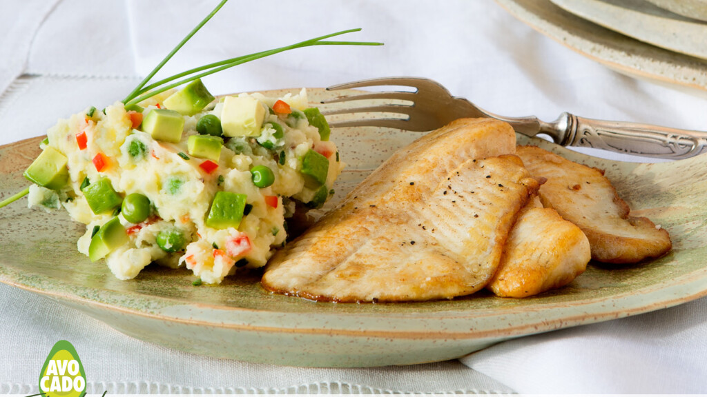 Pesce scottato con purè di avocado - Pesce scottato con purè di avocado