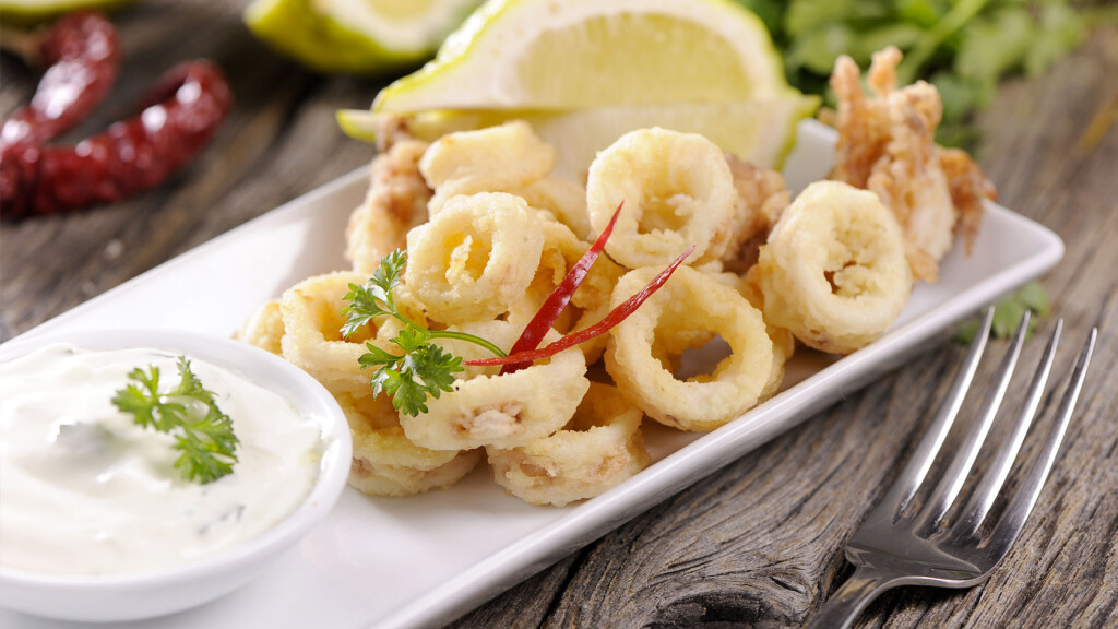 Totani Fritti con salsa allo yogurt - Totani fritti