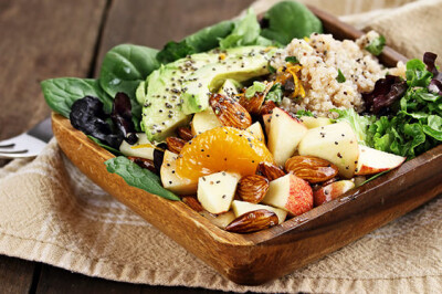 Insalata con Mele Verdi e Noci - Insalata con Mele Verdi e Noci