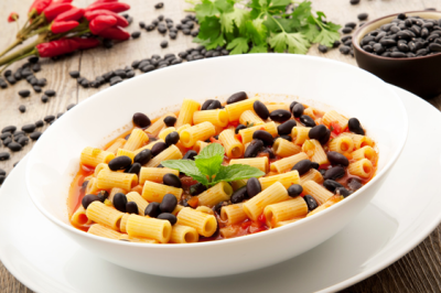 Penne con pomodoro e fagioli - penne-pomodoro-e-fagioli