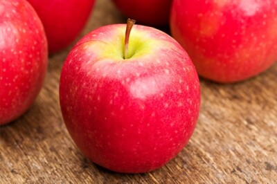 Mela Pink Lady - Mela Pink Lady