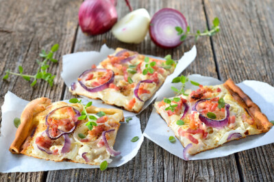 Pizza alla Cipolla - Pizza alla Cipolla